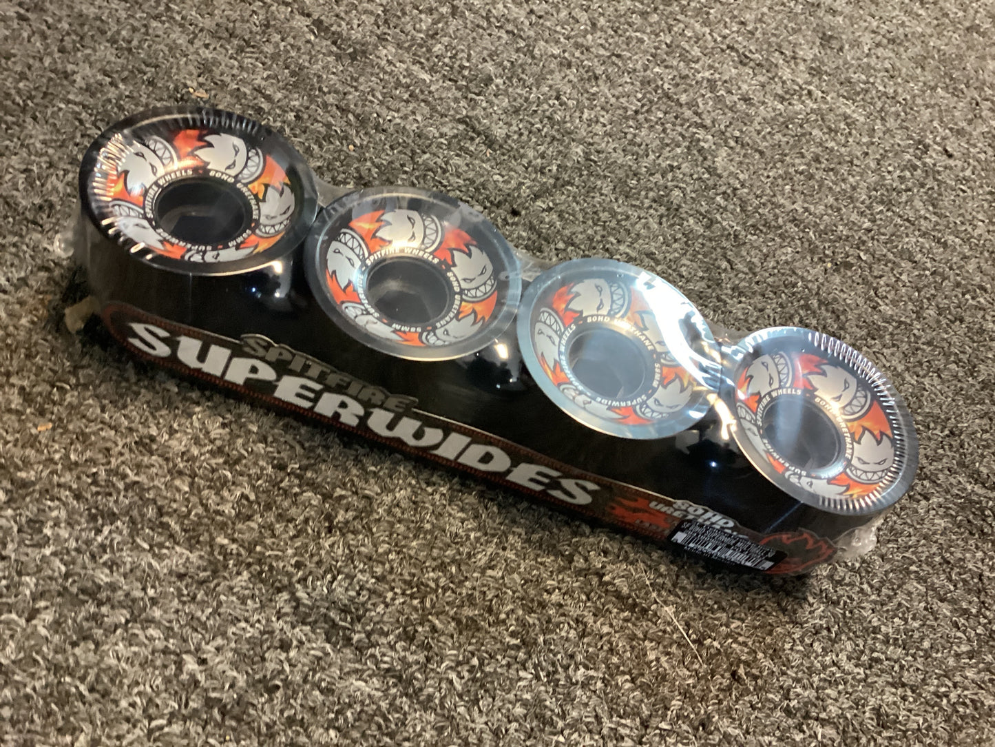 Spitfire super wide wheels black 58mm