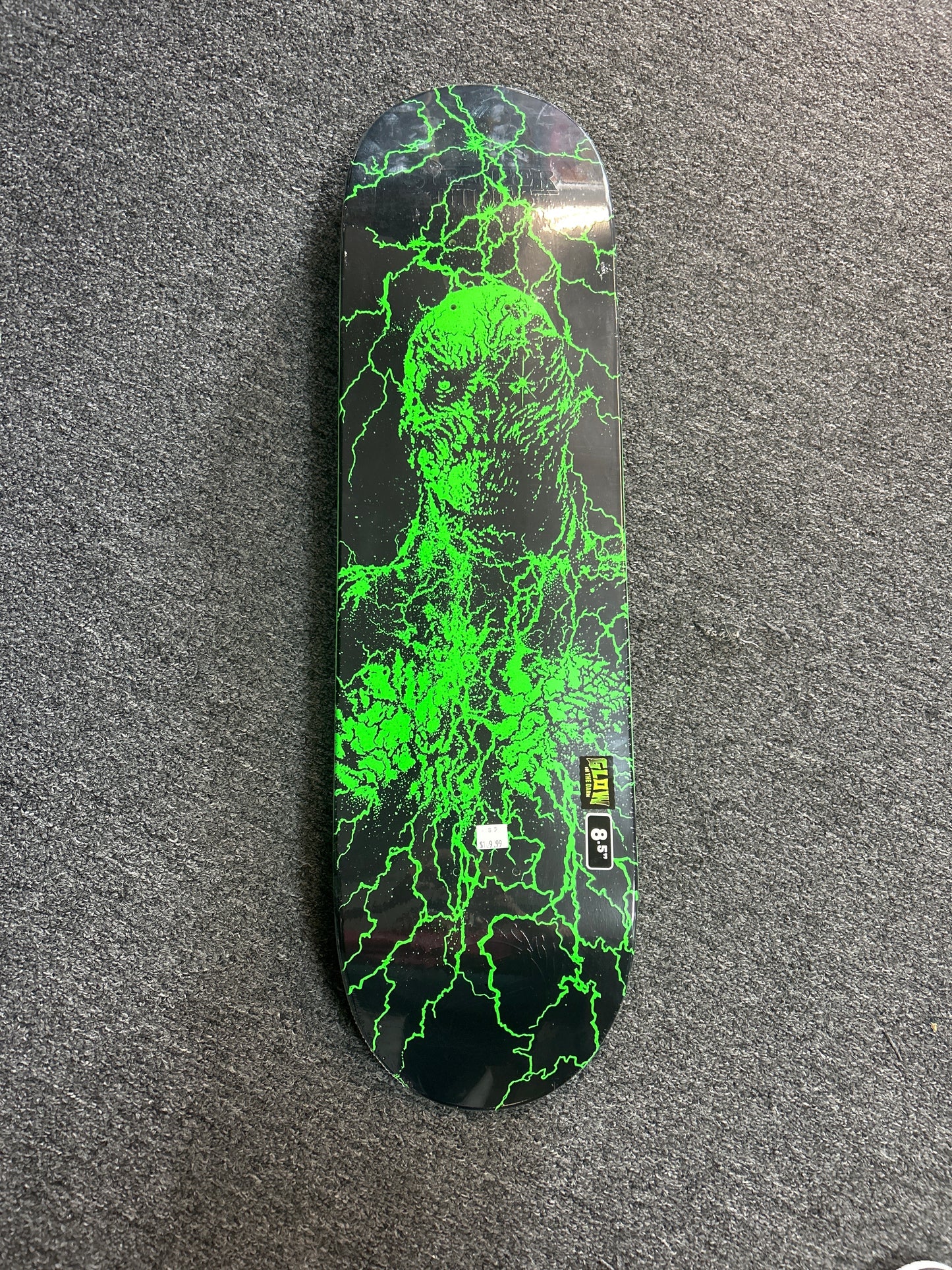 Santa Cruz X Stranger Things 8.5 deck Vecna GLOW IN THE DARK