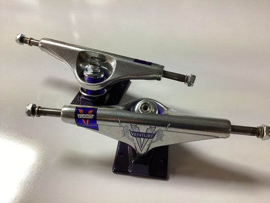 Venture Trucks set of 2 5.8 V-Lights Awake Purple/polished
