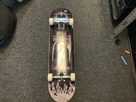 Daville Shop Deck Complete Crooked Cult 8.25