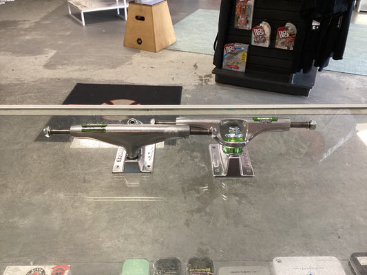 Thunder Light Polished II 149Trucks