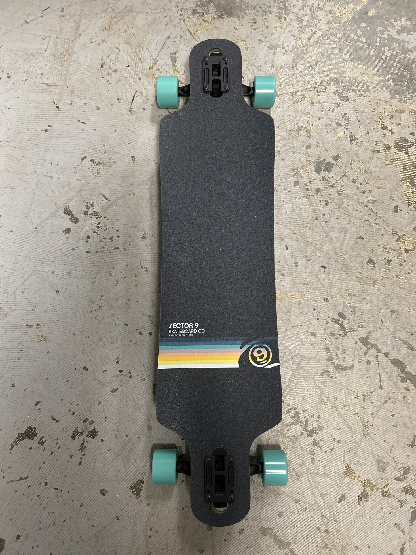 Sector 9 complete longboard drop thur Bintang Bend 9.25x38