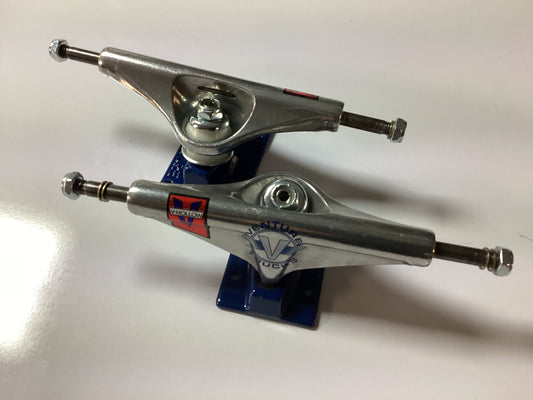 Venture Trucks set of 2 V-Hollow Team Wings Navy/Silver