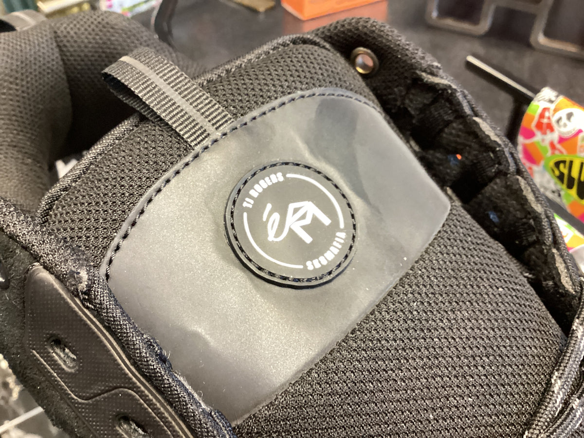 ES TJ Roger’s x Sk8 Mafia Quick Strike Shoe