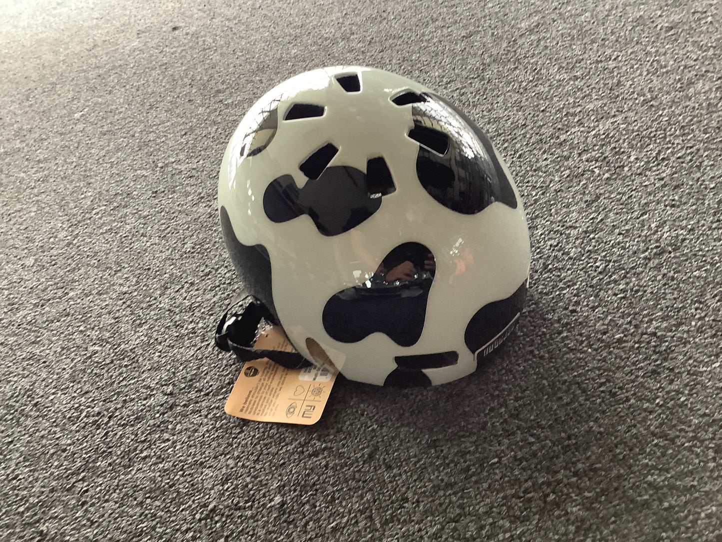 Nutcase XXS Helmet mips white black cow