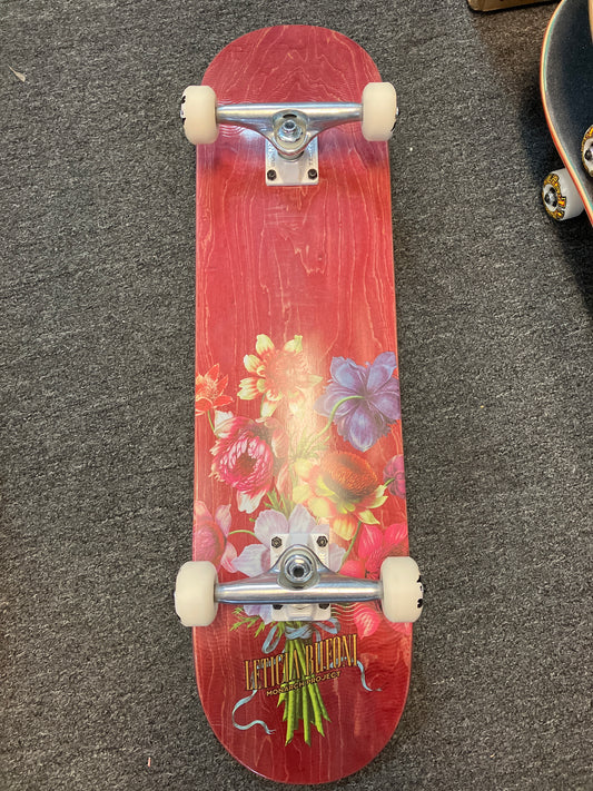 Monarch Complete 8.25 Leticia Bufoni