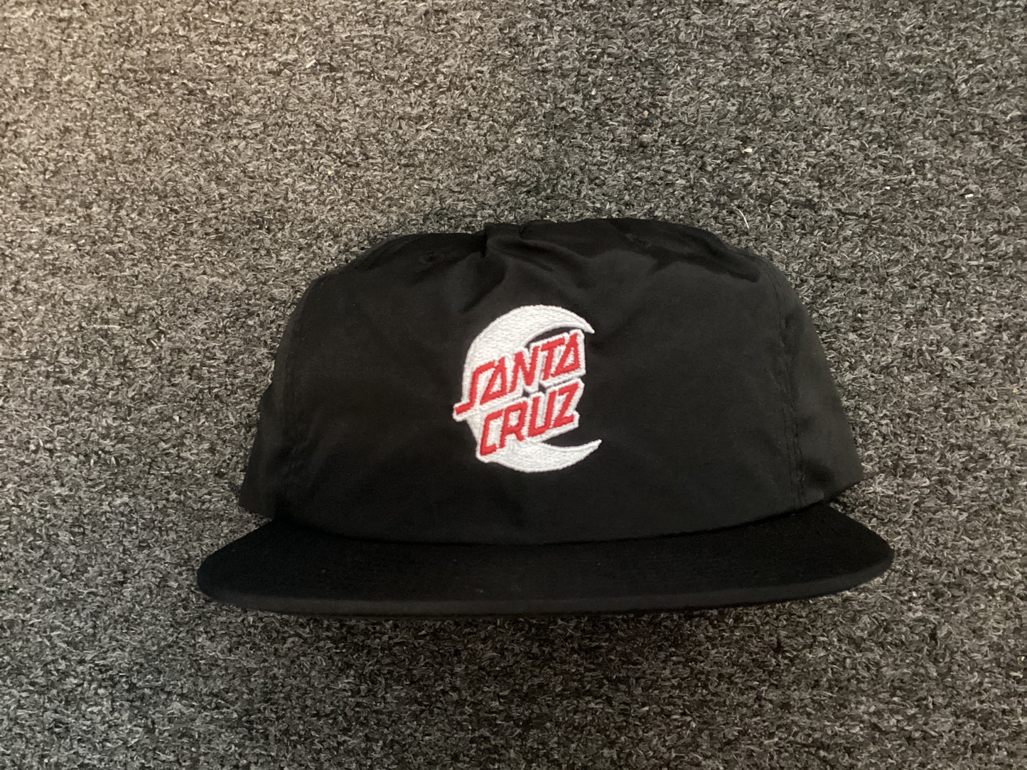 Santa Cruz Hat Mini Moon Dot black unstructured