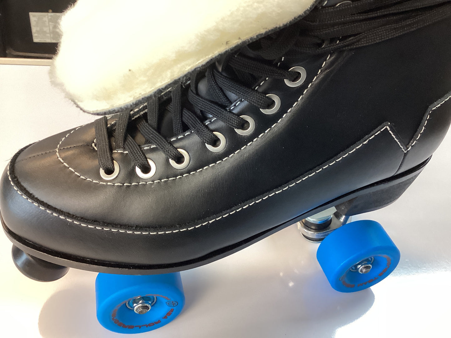 VNLA GODFATHER “SAY IT LOUD” roller skates size 11 BLACK FULL-GRAIN LEATHER with WHITE ROCK PLATES & BLUE ROLLERBONES