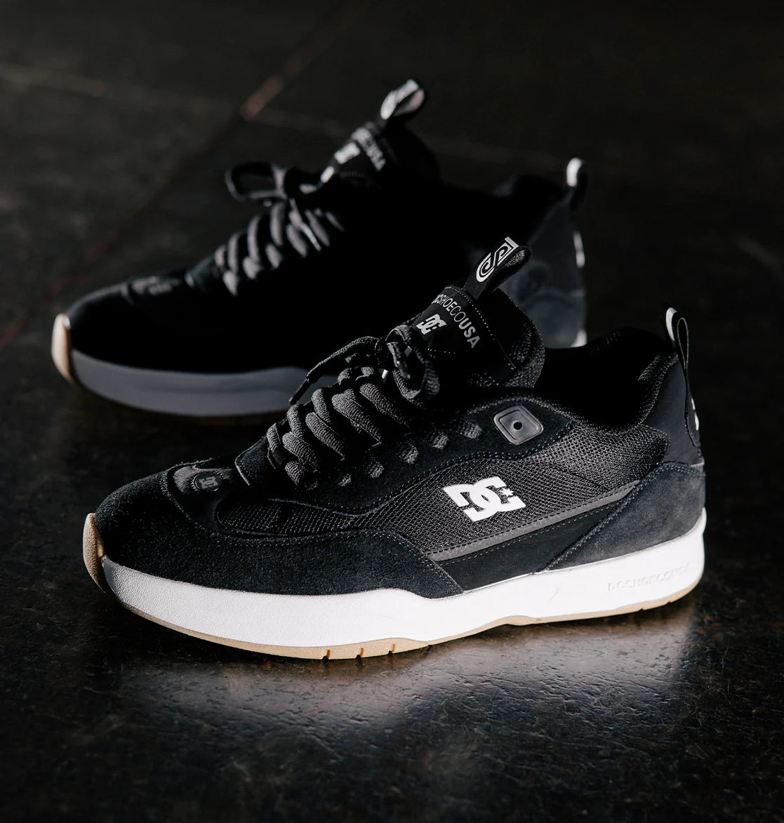 DC SHOES PRO SKATEBOARD SHOES JS 2 BLACK/WHITE/GUM by John Shanahan