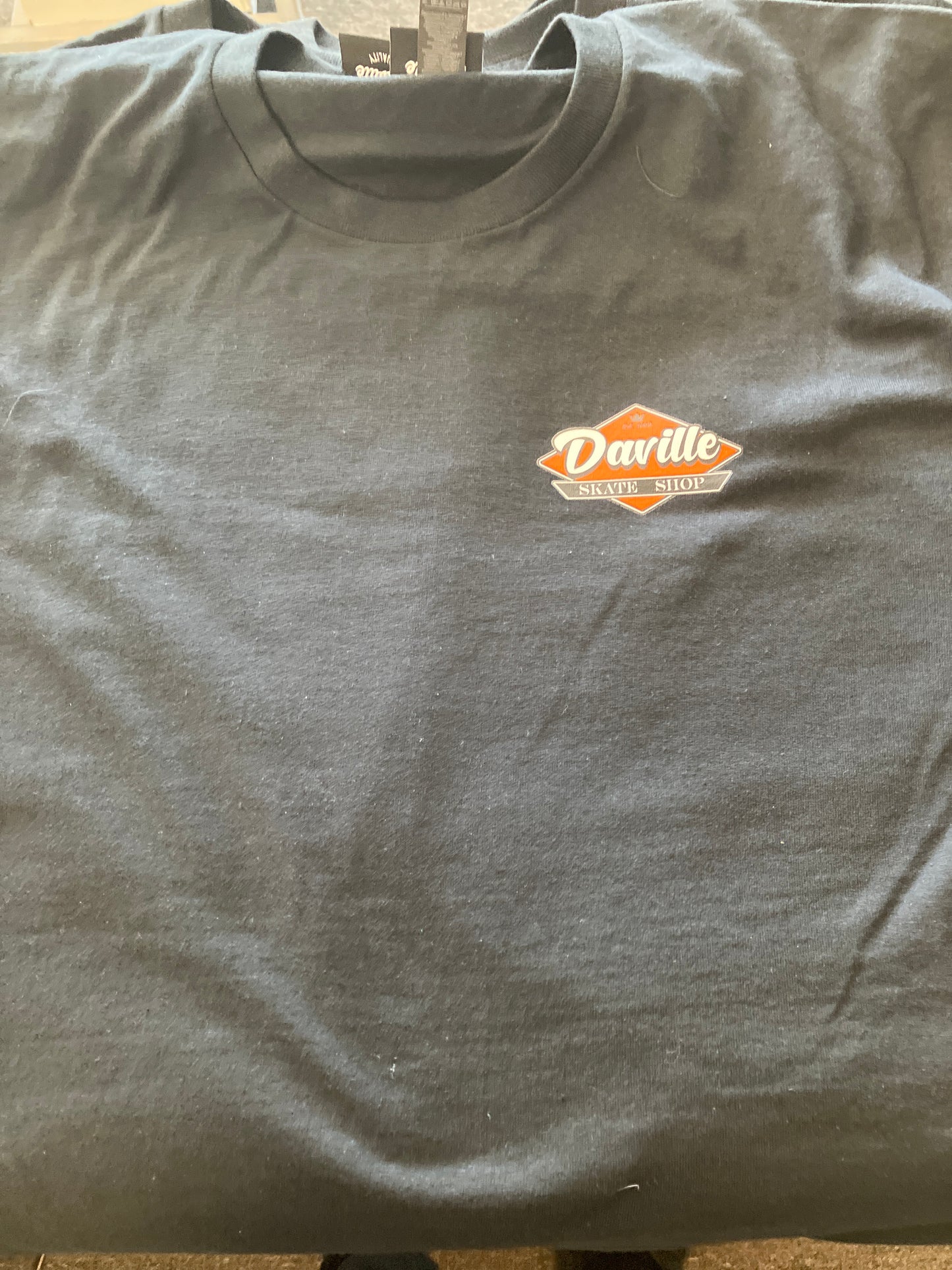 Daville Skate shop Logo Short Sleeve Shirt