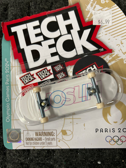 Tech Deck fingerboards Series Paris 2024 series