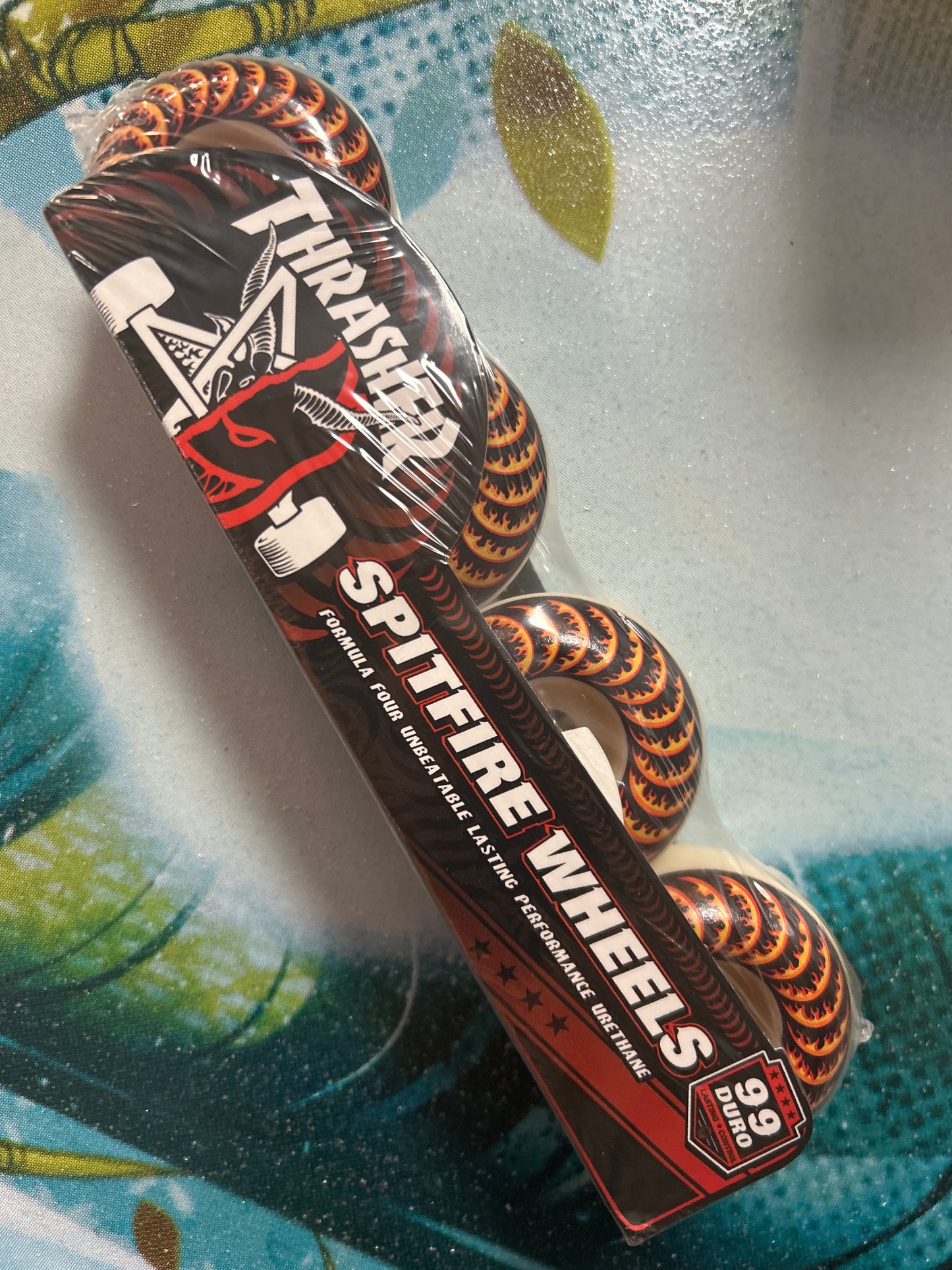 Spitfire 52mm wheels F4 classic X Thrasher flame.