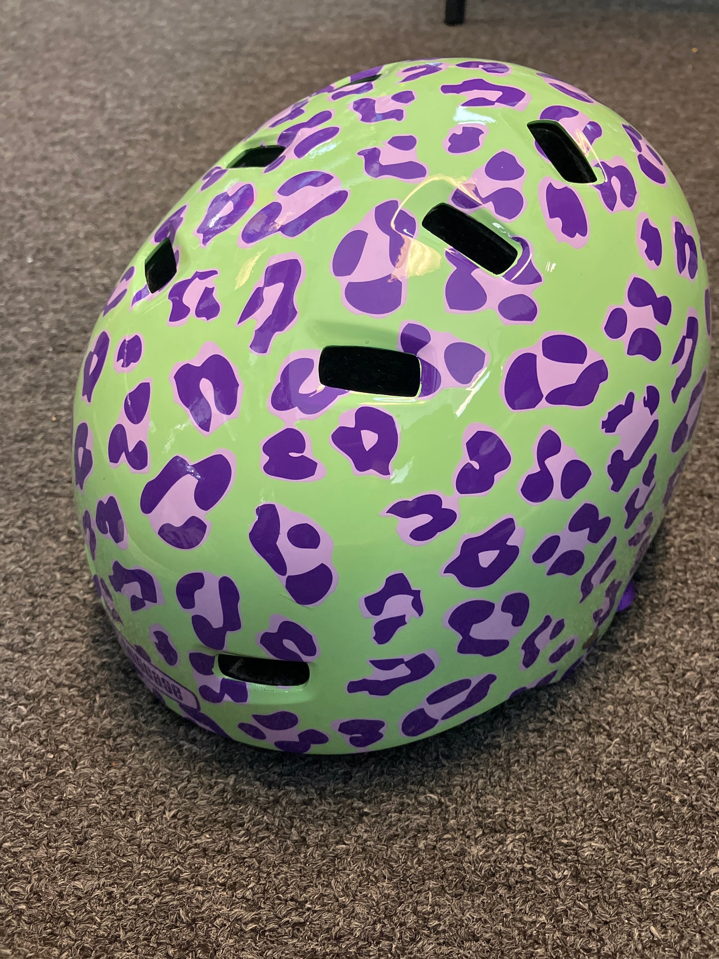 Nutcase Helmet Medium