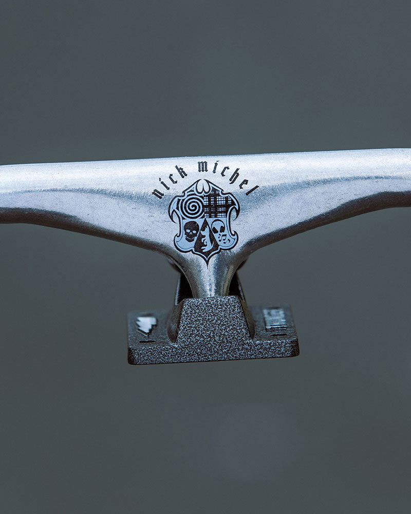 Thunder Trucks Michel Emblem