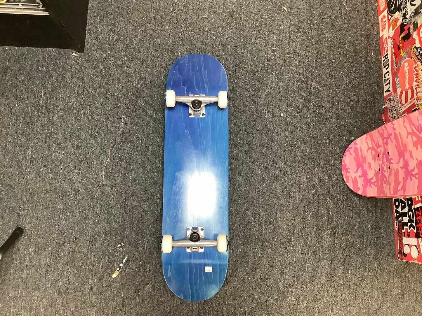 Blank completes 8.125