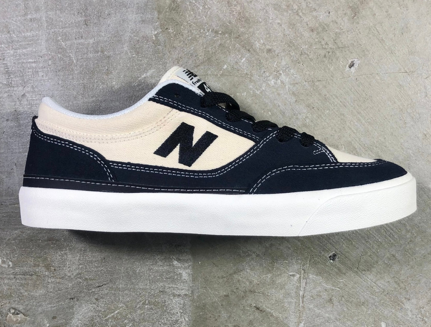 New Balance Numeric - Franky Villani 417 Low Shoe - Navy / Sea Salt