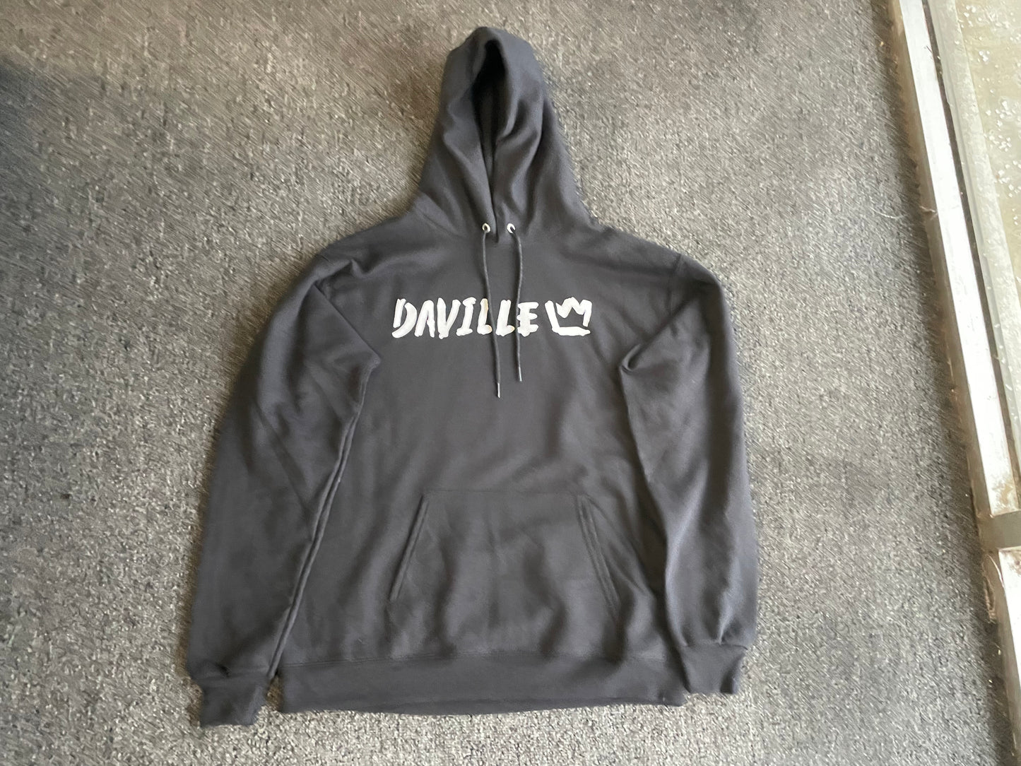 Daville Hoodie - Tag Logo Black/White
