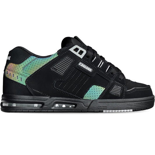 Globe Sabre black oil