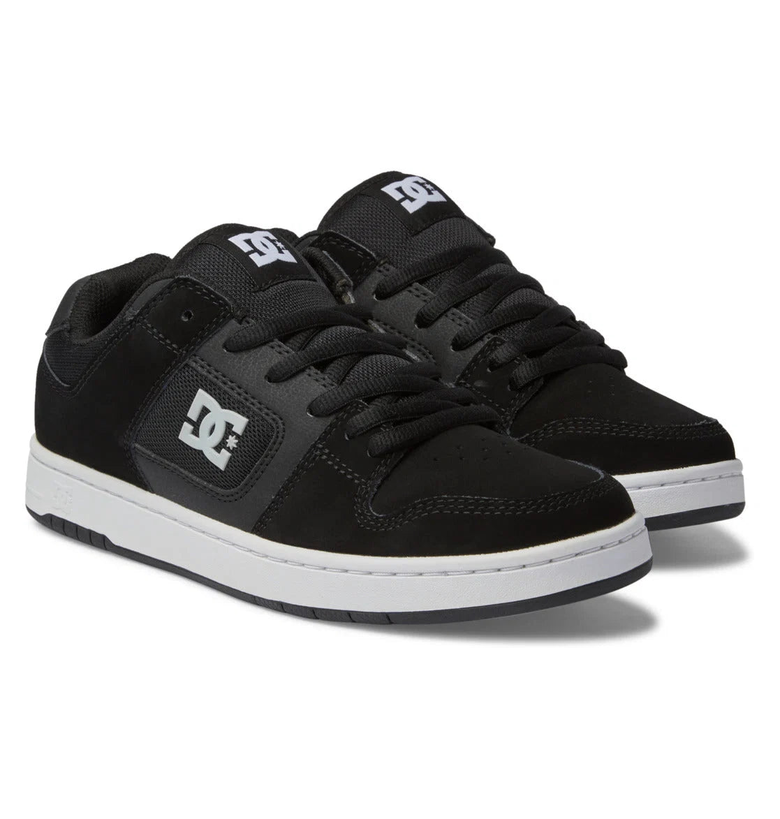 DC SHOES Manteca 4 Skateboard Shoes Black / White