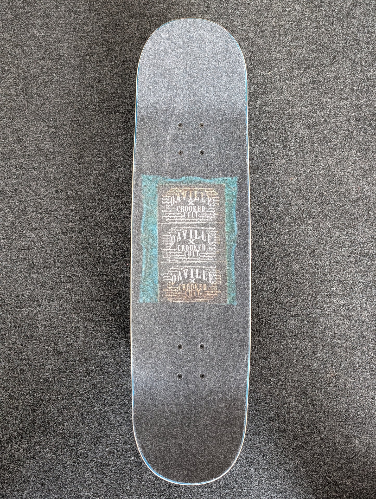 DaVille x Crooked Cult -  Plead for Silence -  8.75 - Complete Skateboard